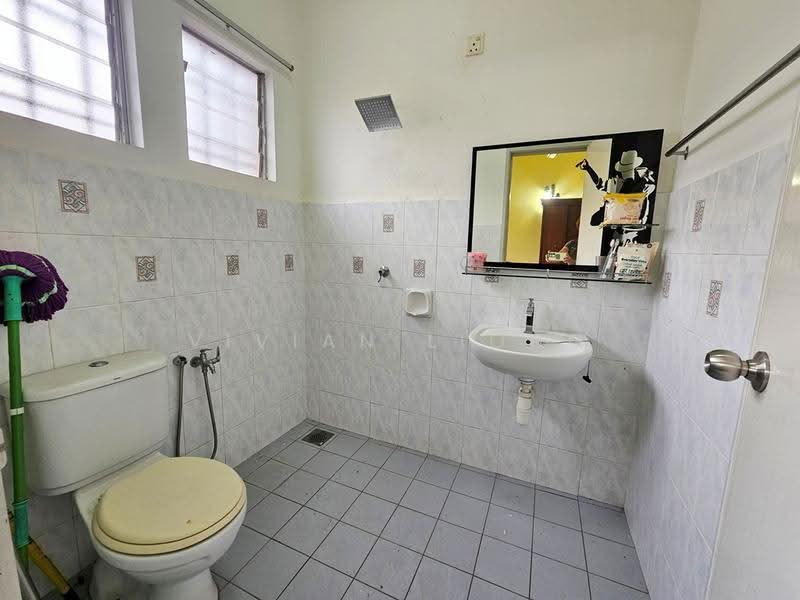 Rumah Teres 2-Tingkat untuk Dijual di Bandar Sunway Semenyih (Semenyih) - Vivian Liong - Bathroom - PropertyGuru.com.my