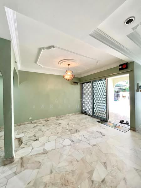 2-storey Terraced House for Sale in Taman Cempaka (Ampang) - Abid Sabarudin - Living Room - PropertyGuru.com.my
