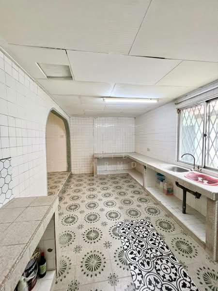 2-storey Terraced House for Sale in Taman Cempaka (Ampang) - Abid Sabarudin - Kitchen - PropertyGuru.com.my