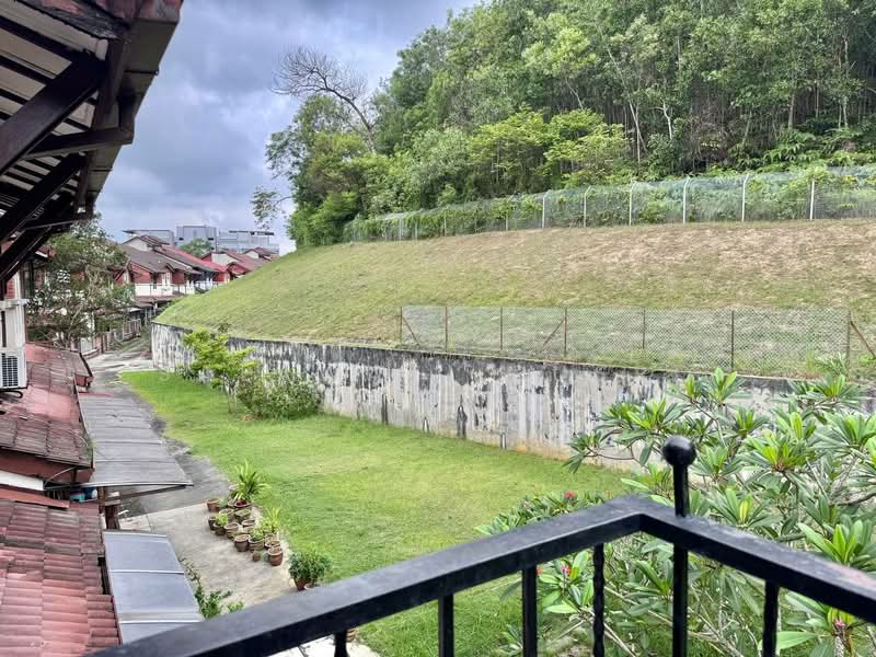 2-storey Terraced House for Sale in Bukit Jelutong (Shah Alam) - Salawati Busro - Exterior - PropertyGuru.com.my
