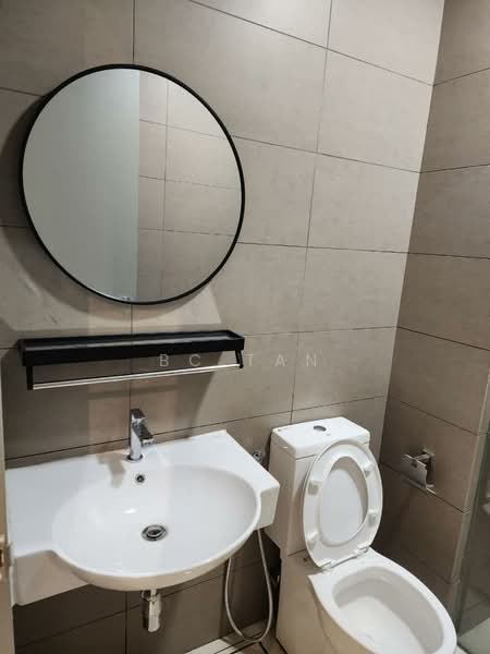 Service Residence for Sale at The Era @ Duta North - BC TAN - Bathroom - PropertyGuru.com.my