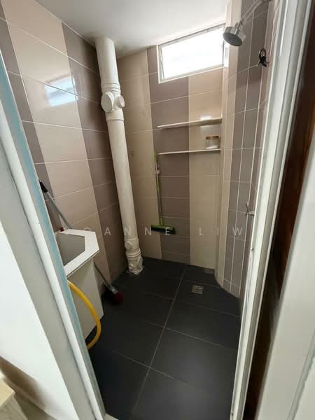 Pangsapuri untuk Disewa di Jade View - Joanne Liw - Bathroom - PropertyGuru.com.my