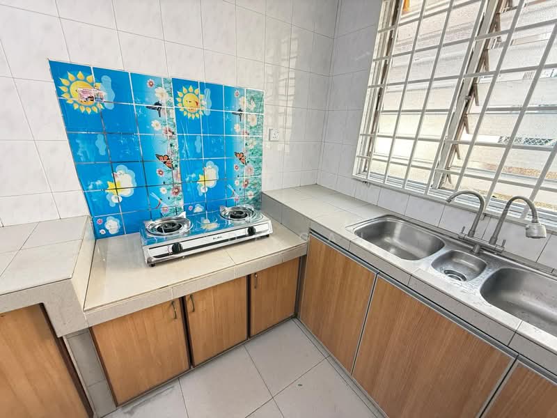 Rumah Teres 2 Tingkat untuk Disewa di Perling (Skudai) - Jade Gan - Kitchen - PropertyGuru.com.my
