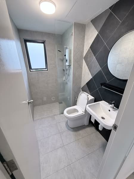 Kondominium untuk Dijual di Trinity Lemanja - BC TAN - Bathroom - PropertyGuru.com.my