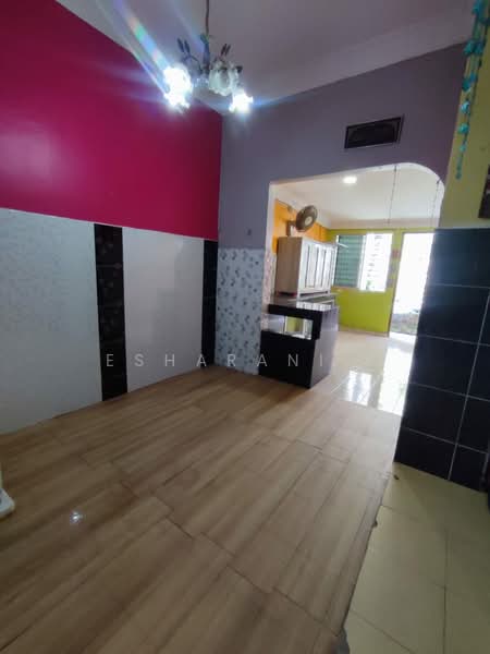 Rumah Teres 1.5-Tingkat untuk Dijual di Taman Cheras Awana (Cheras) - Esharani . - PropertyGuru.com.my