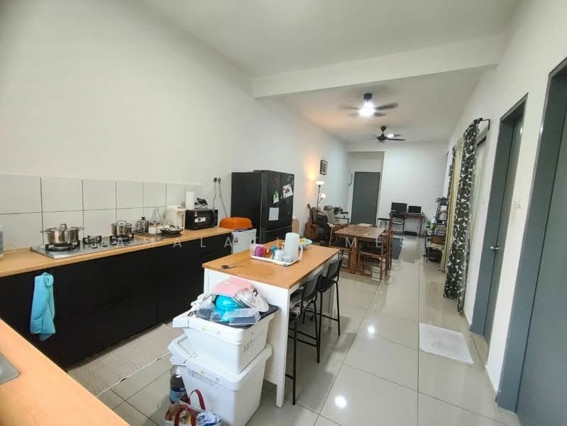 Terraced House for Rent in Kajang (Selangor) - Jamalatin Mesen - Kitchen - PropertyGuru.com.my