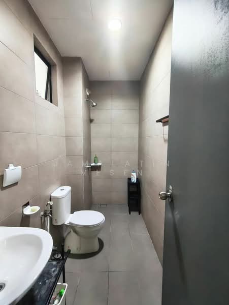 Terraced House for Rent in Kajang (Selangor) - Jamalatin Mesen - Bathroom - PropertyGuru.com.my