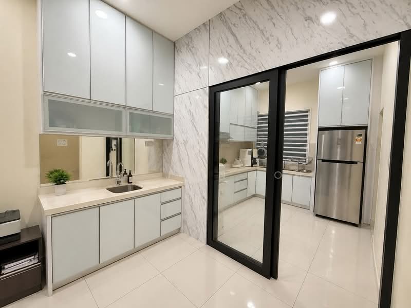 3-storey Terraced House for Sale in Taman Desa Oren (Butterworth) - See Jian Goh - Kitchen - PropertyGuru.com.my