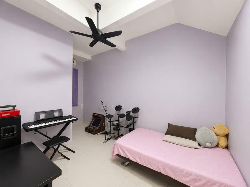 3-storey Terraced House for Sale in Taman Desa Oren (Butterworth) - See Jian Goh - Bedroom - PropertyGuru.com.my