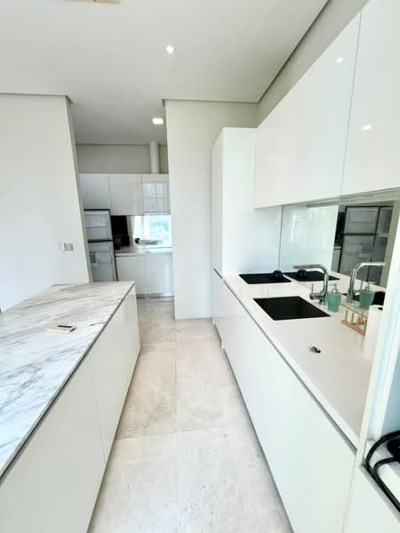 Servis Apartment untuk Disewa di Quadro Residences - Rex Tan - Kitchen - PropertyGuru.com.my