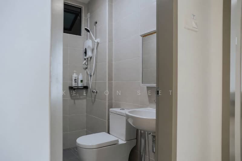 Service Residence for Sale at B11 Parkland Residence - Kelton Seet - PropertyGuru.com.my