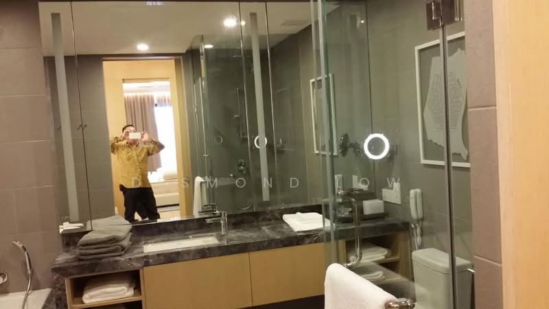Servis Apartment untuk Disewa di Fraser Residence (188 Suites) - Desmond Low - Bathroom - PropertyGuru.com.my
