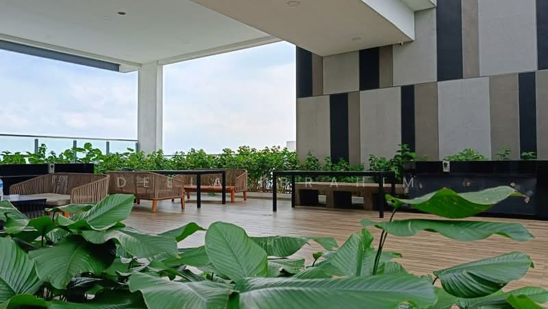 Servis Apartment untuk Disewa di The Colony @ KLCC - Deela Ibrahim - Balcony - PropertyGuru.com.my