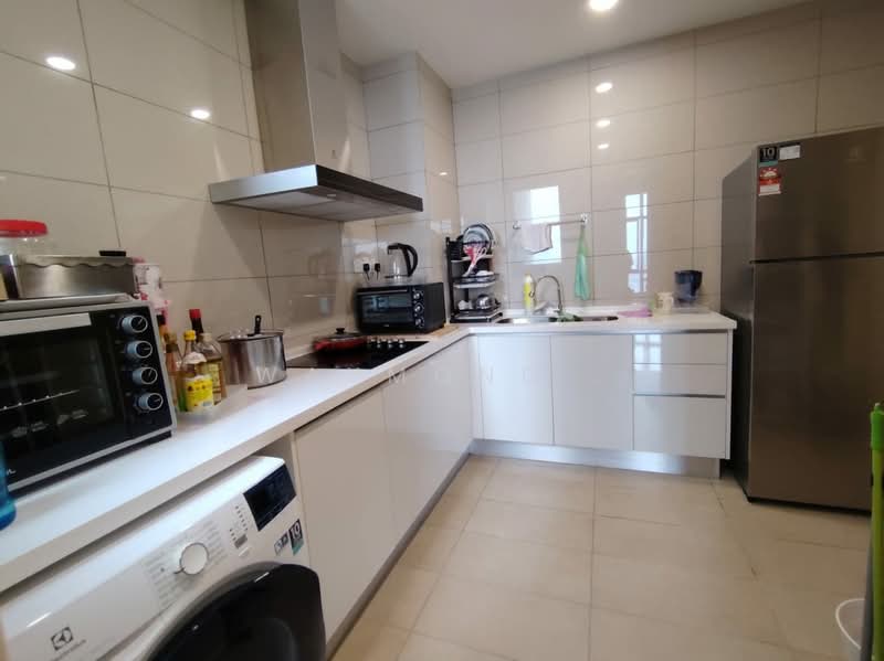 Servis Apartment untuk Dijual di The Park Sky Residence - Waymond . - Kitchen - PropertyGuru.com.my