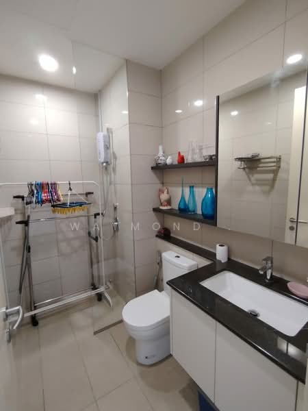 Servis Apartment untuk Dijual di The Park Sky Residence - Waymond . - Bathroom - PropertyGuru.com.my