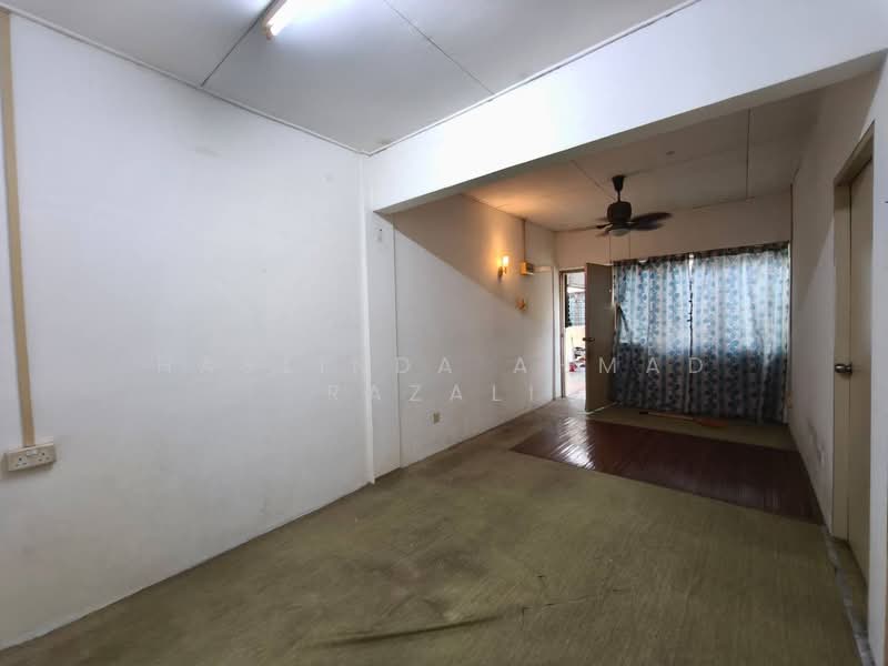 Rumah Flat untuk Dijual di Seri Dahlia - Haslinda Ahmad Razali - PropertyGuru.com.my