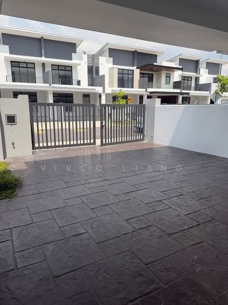 Rumah Teres untuk Dijual di Taman Ponderosa (Johor Bahru) - Vivco Liang - PropertyGuru.com.my