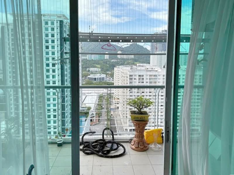 Kondominium untuk Dijual di Elit Heights @ Bayan City - Vincent Ooi - Balcony - PropertyGuru.com.my