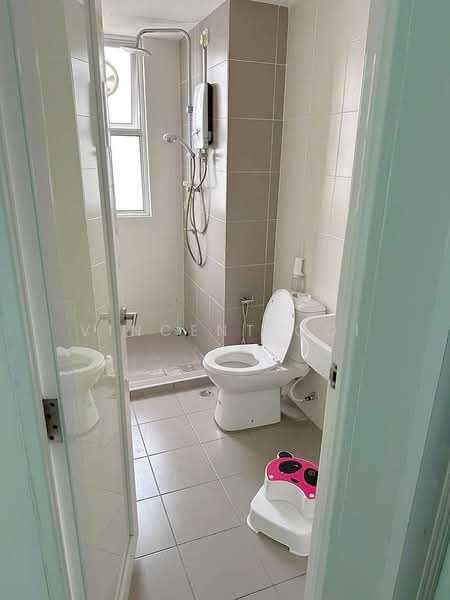 Kondominium untuk Dijual di Elit Heights @ Bayan City - Vincent Ooi - Bathroom - PropertyGuru.com.my