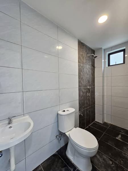 2-storey Terraced House for Sale in Johor Bahru (Johor) - Chloe Ying - Bathroom - PropertyGuru.com.my