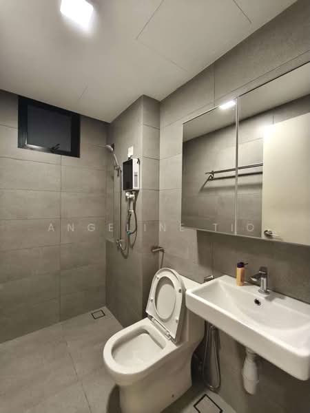 Service Residence for Rent at Vivo Executive Apartment - Angeline Tio - Bathroom - PropertyGuru.com.my