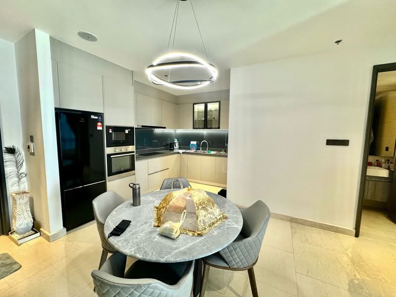 Servis Apartment untuk Disewa di Marriott Residence @ Gurney - Ray Fun - Kitchen - PropertyGuru.com.my