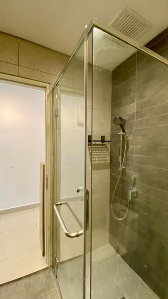 Condominium for Rent at Vivo Residential Suites - Ally Lee - Bathroom - PropertyGuru.com.my