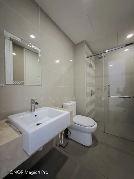 Condominium for Rent at Scenaria @ North Kiara Hills - Jessica Lim - Bathroom - PropertyGuru.com.my