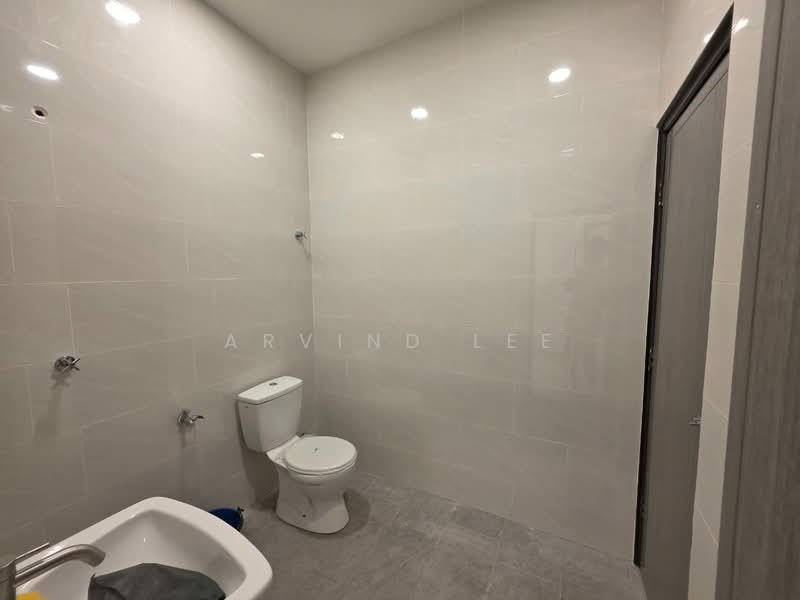 1-storey Terraced House for Sale in Klang (Selangor) - Arvind Lee - Bathroom - PropertyGuru.com.my