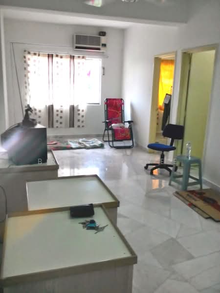 Pangsapuri untuk Dijual di Seri Mas - Brandon Yee - Living Room - PropertyGuru.com.my