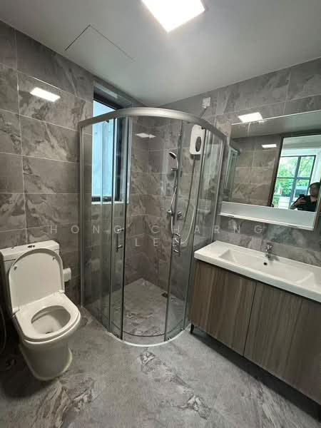 Twin Villa for Rent in Forest City (Gelang Patah) - Hong Charng Lee - Bathroom - PropertyGuru.com.my