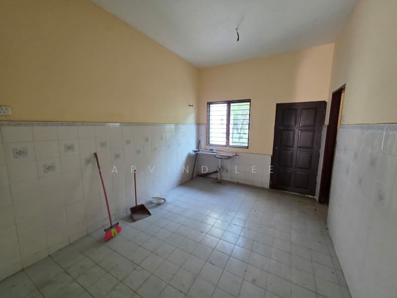 Rumah Teres 2 Tingkat untuk Dijual di Klang (Selangor) - Arvind Lee - Kitchen - PropertyGuru.com.my