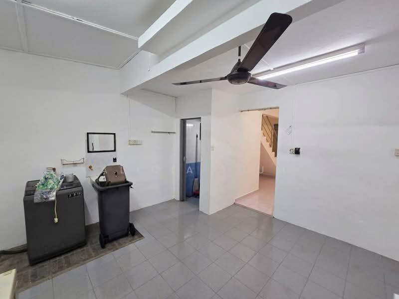 2-storey Terraced House for Rent in Taman Johor Jaya (Johor Bahru) - Alicia Shum - PropertyGuru.com.my