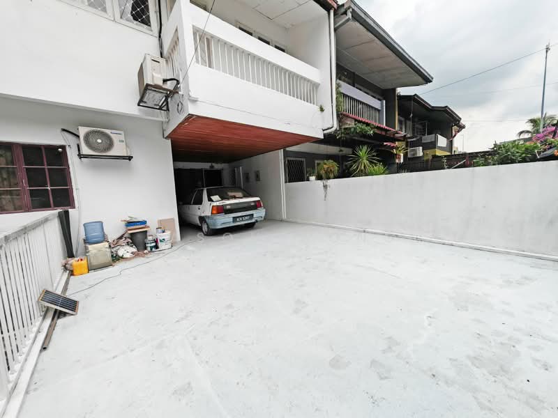 3-storey Terraced House for Sale in Ampang Jaya (Ampang) - Eason Wong - Exterior - PropertyGuru.com.my