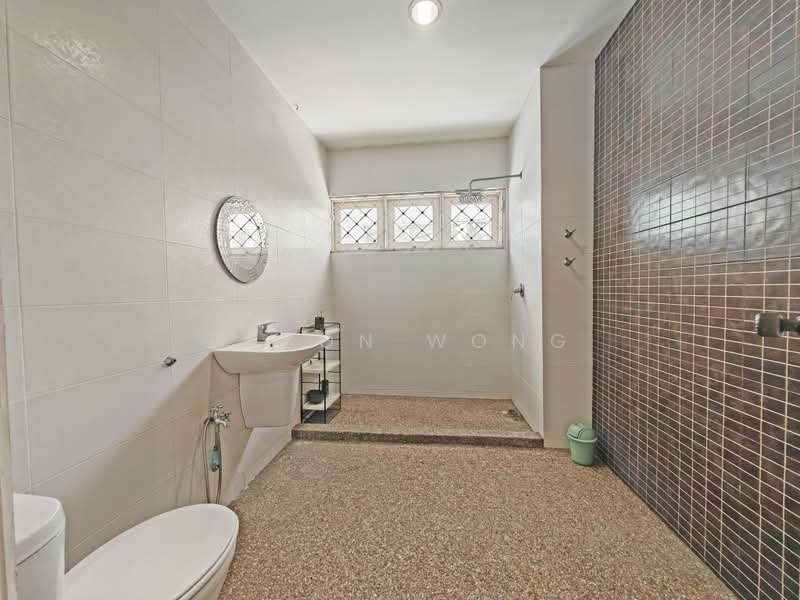 3-storey Terraced House for Sale in Ampang Jaya (Ampang) - Eason Wong - Bathroom - PropertyGuru.com.my