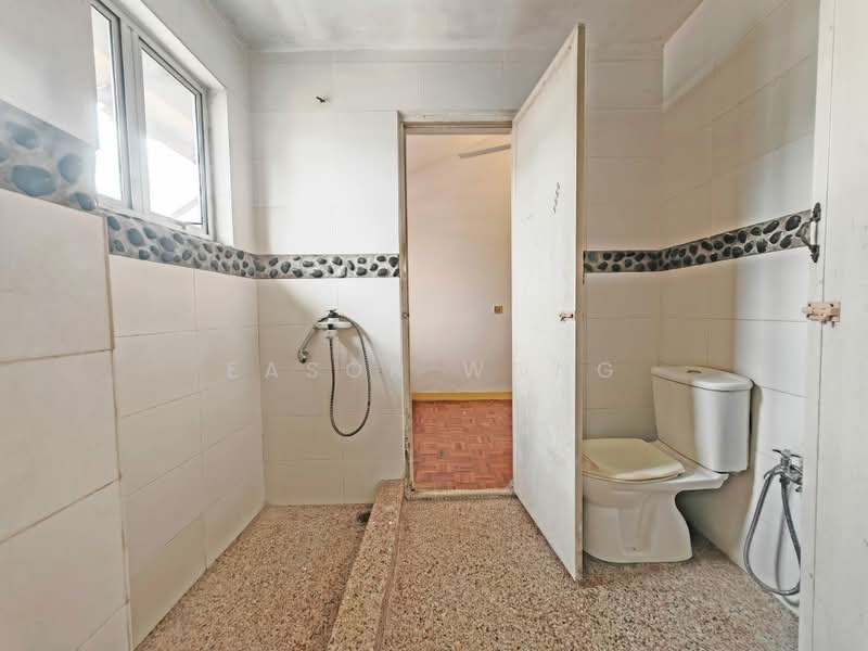3-storey Terraced House for Sale in Ampang Jaya (Ampang) - Eason Wong - Bathroom - PropertyGuru.com.my