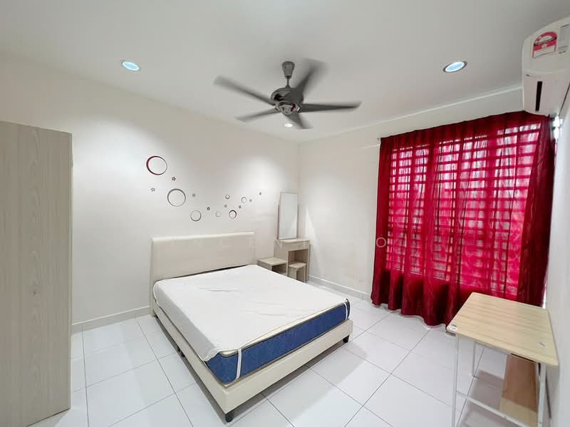 Kondominium untuk Dijual di Elit Heights @ Bayan City - Vincent Ooi - Bedroom - PropertyGuru.com.my
