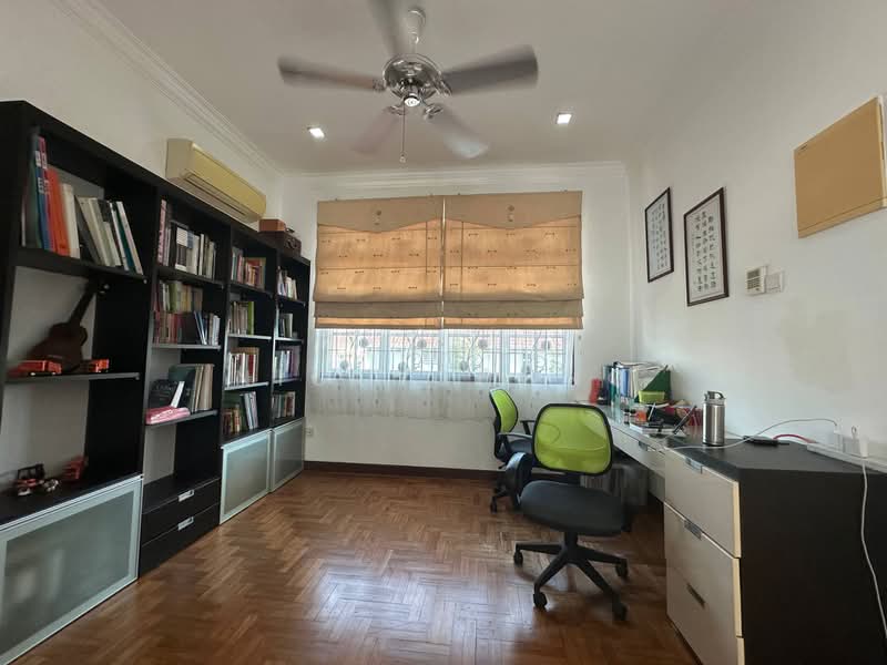 Semi-Detached House for Sale in Taman Pelangi Indah (Ulu Tiram) - Nico Chong - Study - PropertyGuru.com.my
