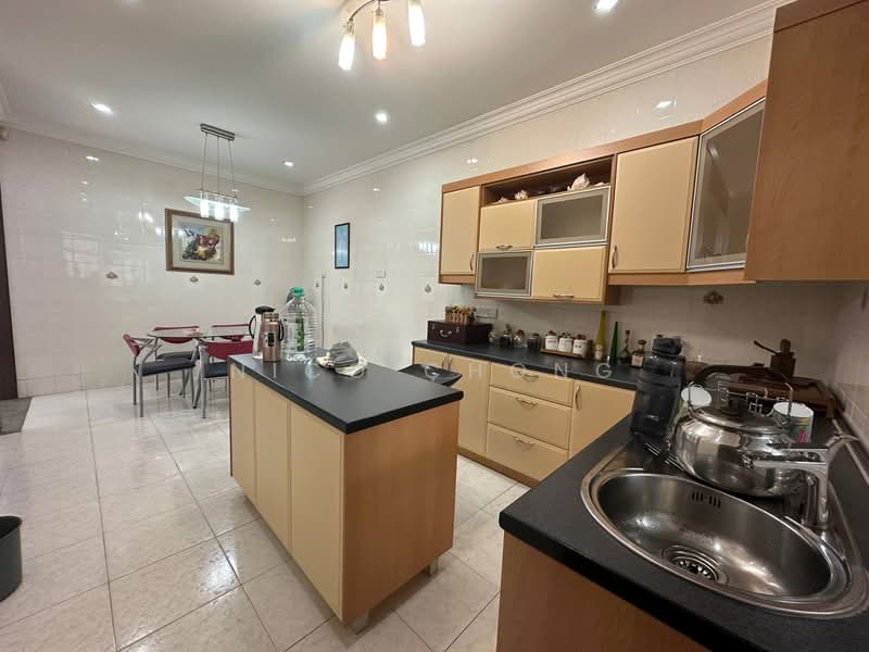 Semi-Detached House for Sale in Taman Pelangi Indah (Ulu Tiram) - Nico Chong - Kitchen - PropertyGuru.com.my