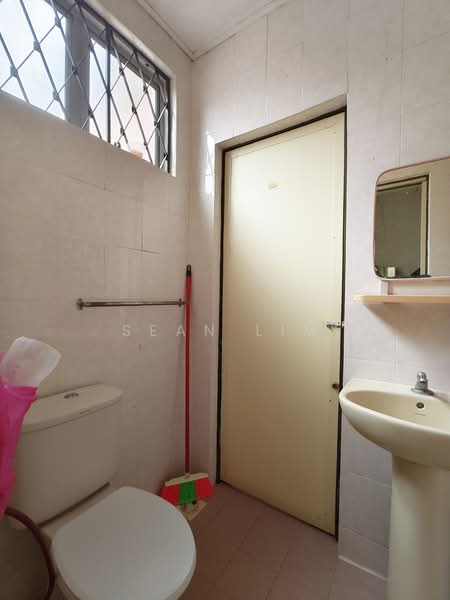 2-storey Terraced House for Sale in Bukit Damansara (Damansara Heights) - Sean Lim - Bathroom - PropertyGuru.com.my