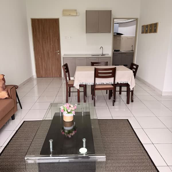 Condominium for Rent at Green Beverly Hills - Residensi Lili - Kah Hin Lee - Dining Room - PropertyGuru.com.my