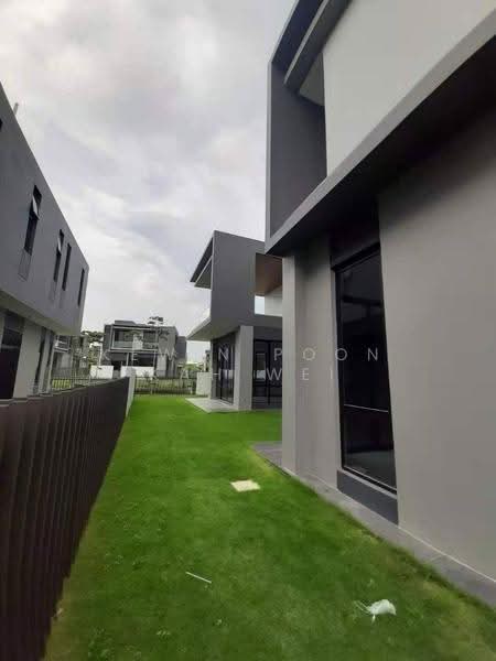 Bungalow House for Sale in Telok Panglima Garang (Selangor) - Kewin Poon Kah Wei - Exterior - PropertyGuru.com.my