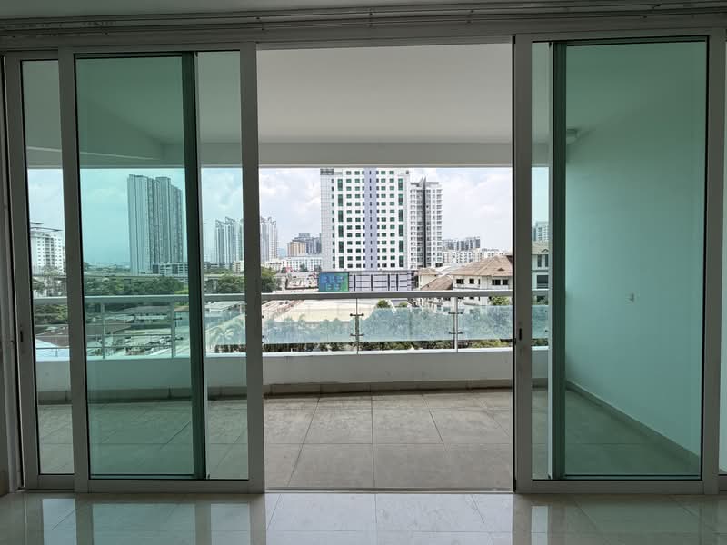 Kondominium untuk Dijual di Brunsfield EmbassyView - Dexter Lim - Balcony - PropertyGuru.com.my