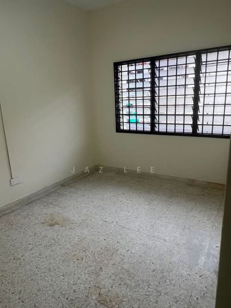 1-storey Terraced House for Sale in Taman Perling (Perling) - Jaz Lee - PropertyGuru.com.my