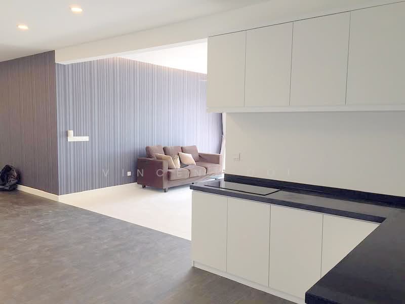 Kondominium untuk Dijual di Elit Heights @ Bayan City - Vincent Ooi - Living Room - PropertyGuru.com.my
