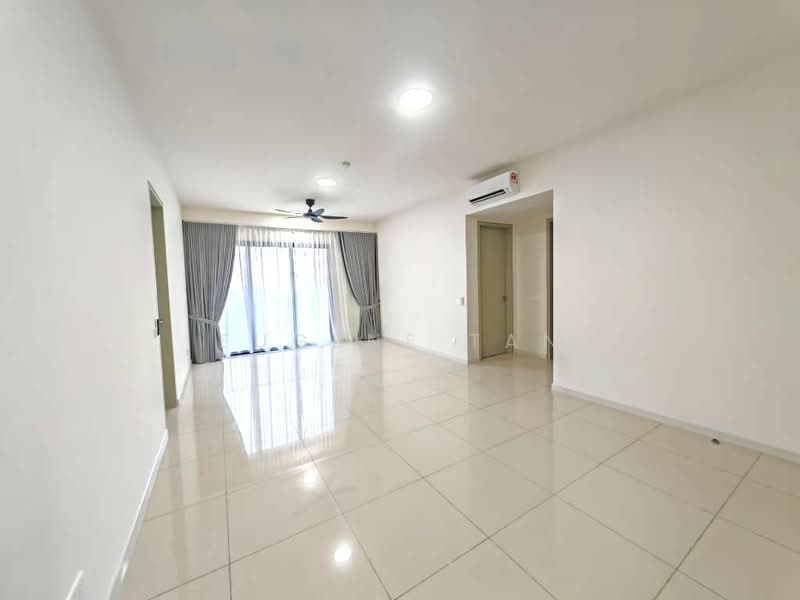 Pangsapuri untuk Disewa di Mutiara Hilltop - Eugene Tan - Living Room - PropertyGuru.com.my