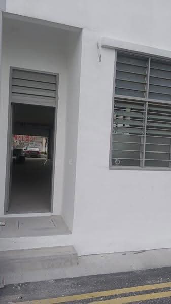 Shop for Rent in Taman Puncak Tropicana (Pekan Nenas) - Zoe Soo - Exterior - PropertyGuru.com.my