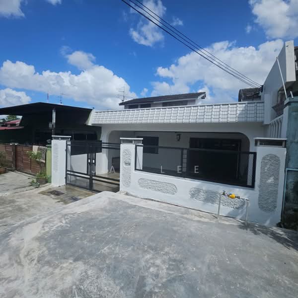 Rumah Teres 1 Tingkat untuk Dijual di Skudai (Johor) - Jaz Lee - PropertyGuru.com.my