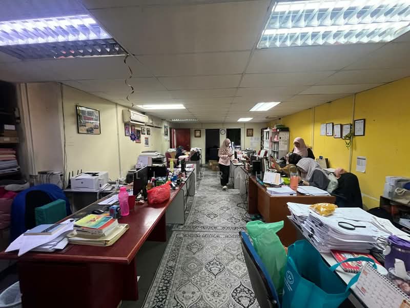 Kedai / Pejabat untuk Dijual di Seksyen 10 Wangsa Maju (Wangsa Maju) - Azli Ibrahim - Interior - PropertyGuru.com.my