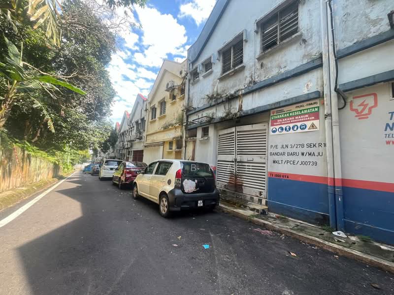 Kedai / Pejabat untuk Dijual di Seksyen 10 Wangsa Maju (Wangsa Maju) - Azli Ibrahim - Exterior - PropertyGuru.com.my